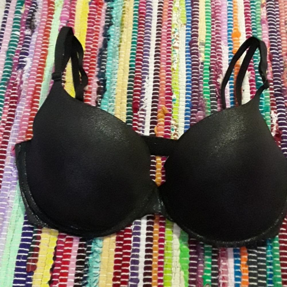 Shiny Black Full Coverage Bra